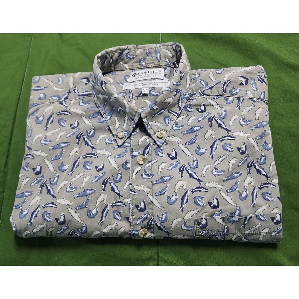 Columbia Short Sleeve Button-Down Fish Pattern Men's Shirt Size XL